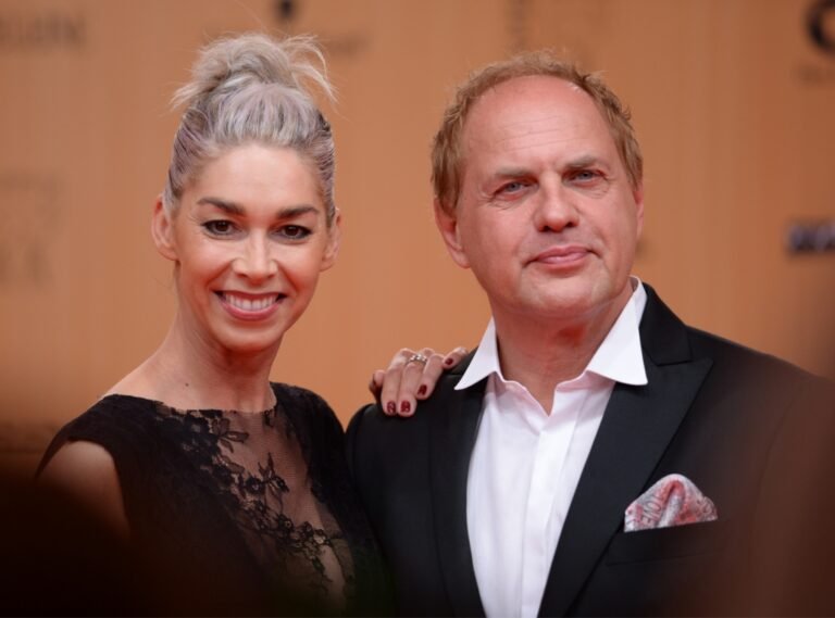 Kiki Viebrock Wie alt ist Uwe Ochsenknechts Ehefrau? kiki viebrock wie alt
