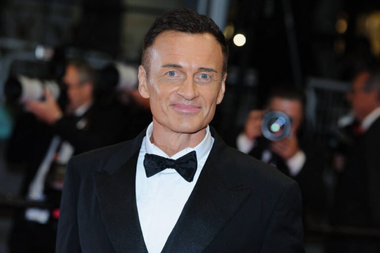julian mcmahon krankheit